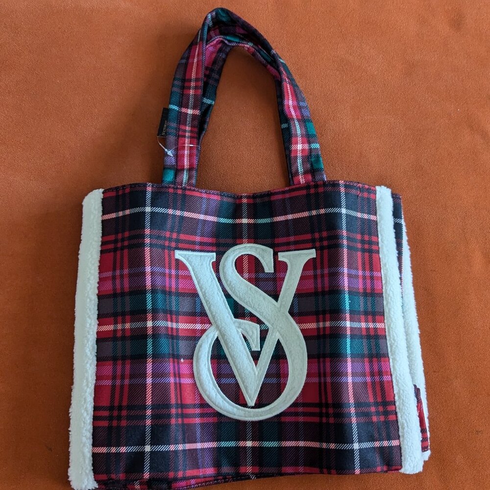 Green, Red, Black, Plaid flannel Victoria's Secret Tote NWT, NIP